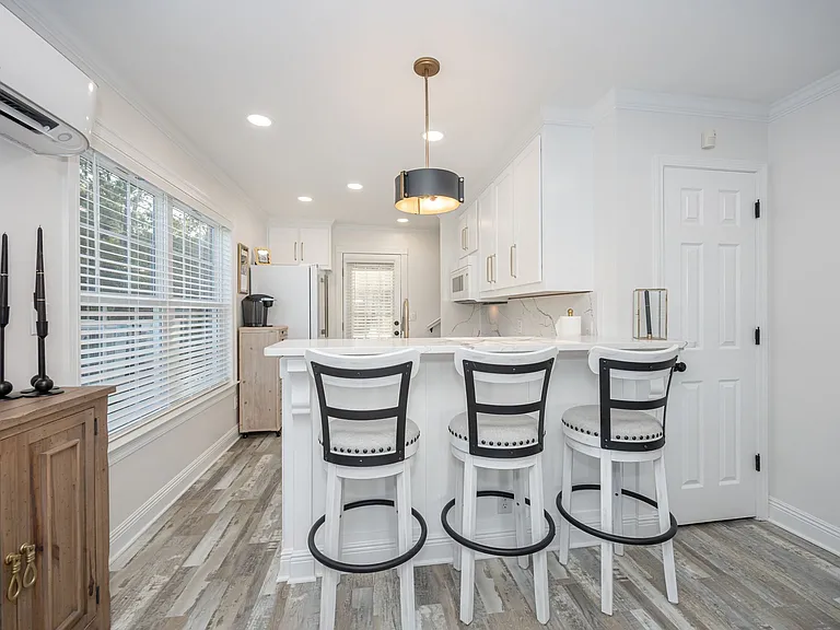 1102 Stanfield Point Rd — Photo 39