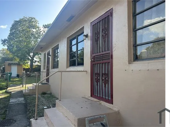 11325 Peachtree Dr Unit 2, Miami, FL 33161