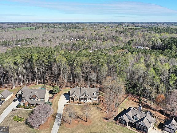 5th image of 2713 Powell Ct