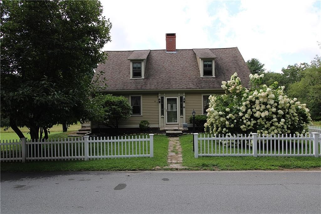 89 Westcott Rd, Scituate, RI 02857 Zillow