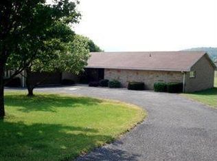 6793 King Saint Clair Rd, Alum Bank, PA 15521