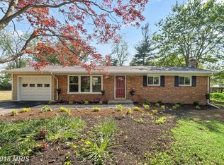 1015 Cliftonbrook Ln, Silver Spring, MD 20905