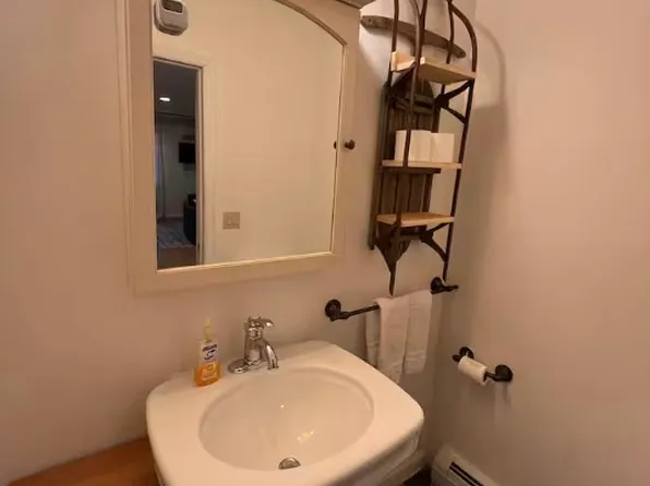 5359 Main St #1A, Windham, NY 12496