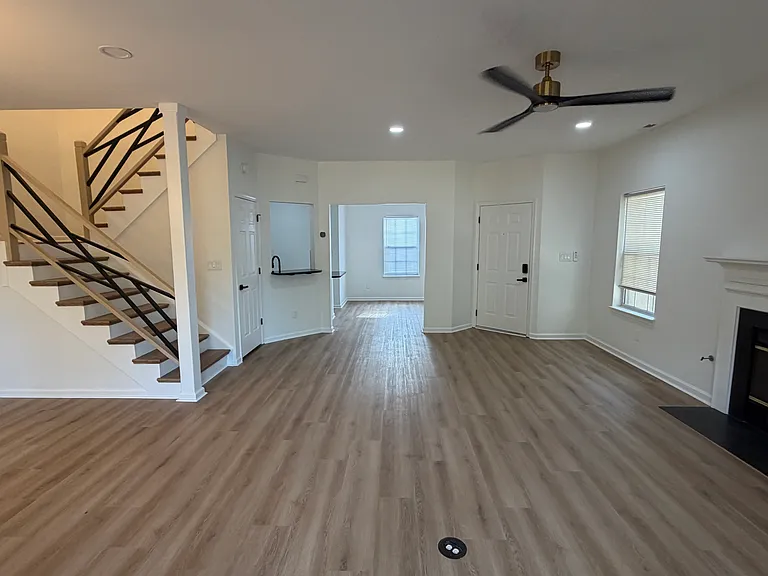 1630 Willow Cv — Photo 5