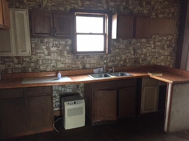 1st image of 1513 N 26th St