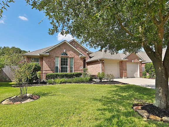 Sprinkler system keeps front & back yards looking great year round.