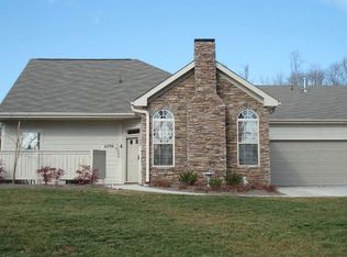 4296 Plantation Ridge Ln, Greensboro, NC 27409