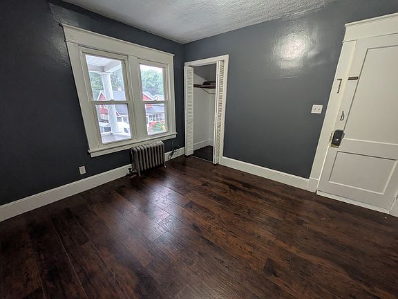 5th image of 74 Hilton St #1