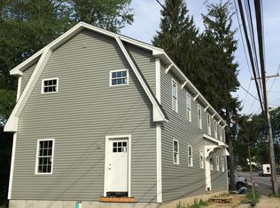 110 Toll Gate Rd, Warwick, RI 02886