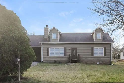 1570 Rose Garden Ln Photo 1