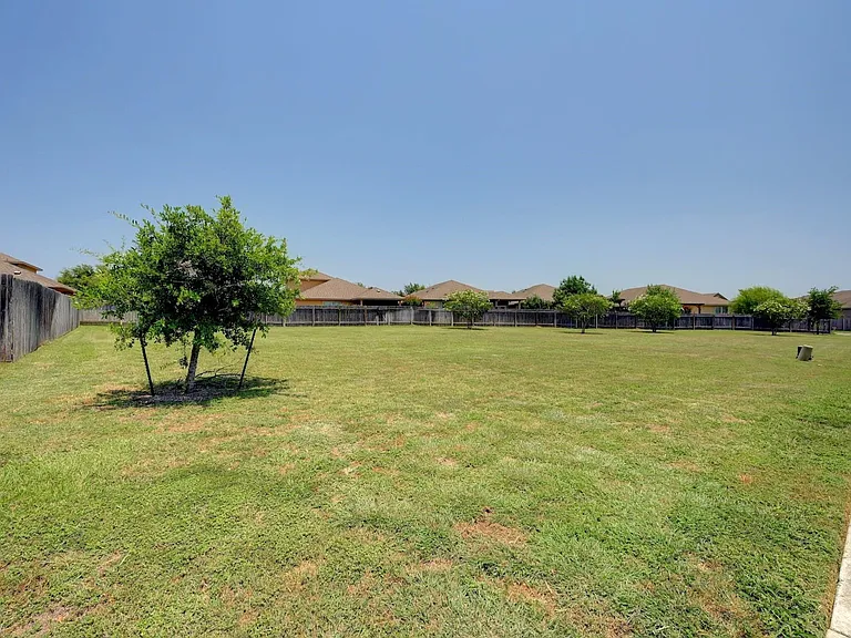 176 Flannery Ln — Photo 37