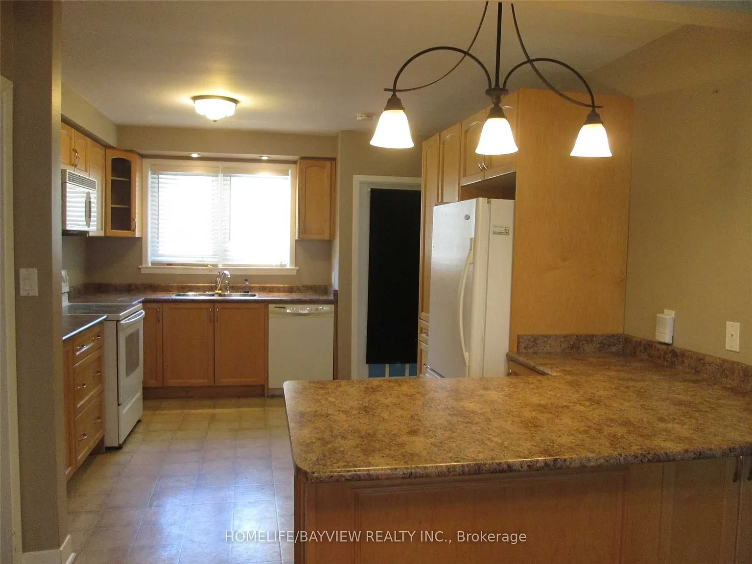3 bed, $2,650 — Photo 3