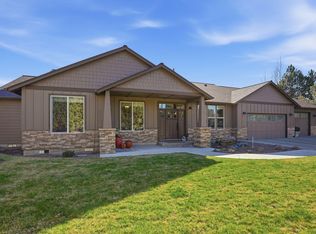 2440 Linnet Ln, Redmond, OR 97756