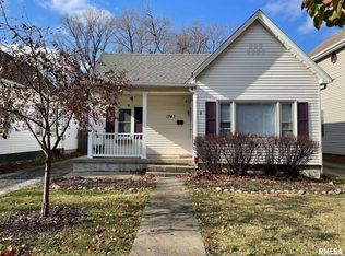 1343 N 4th St, Springfield, IL 62702