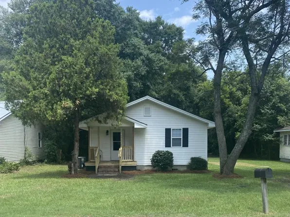 709 Pawley St, Florence, SC 29506
