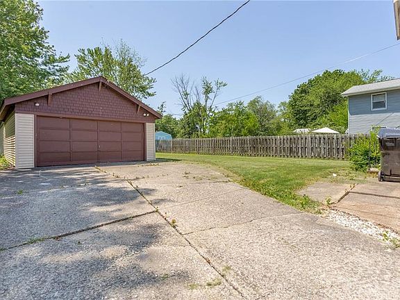 5th image of 18811 Fairville Ave