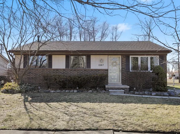 1567 Marlowe St, Canton, MI 48187