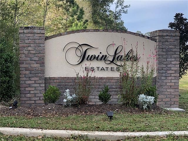 1st image of 21419 Lake Pontchartrain Dr