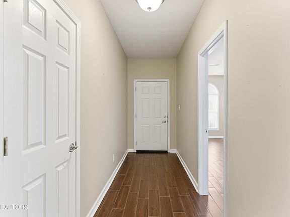 4th image of 7110 High Alpine Ln