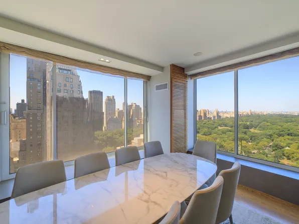 106 Central Park South image 2 of 10