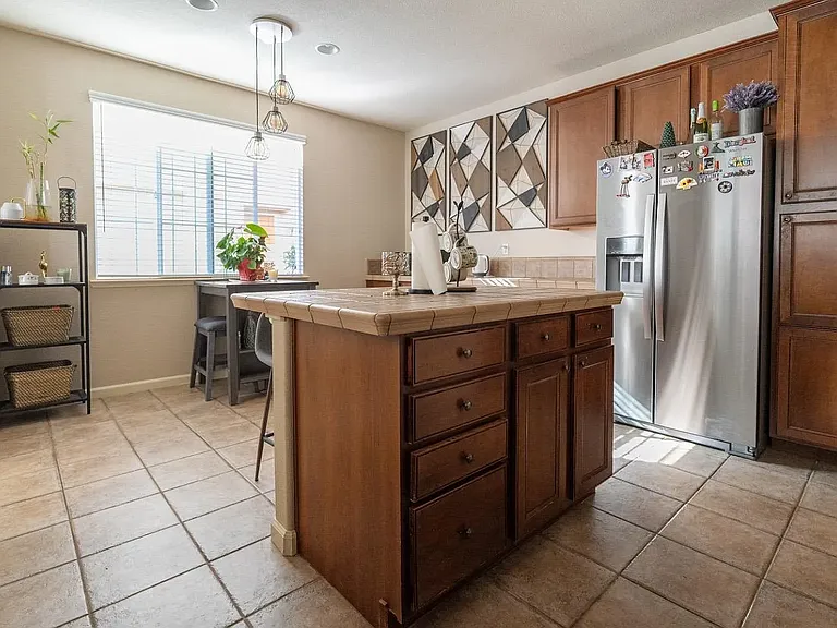 3000 Sierra View Cir — Photo 2