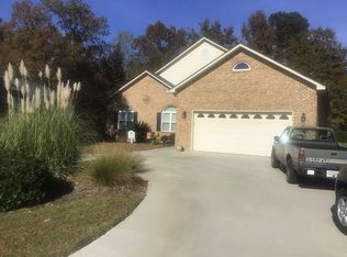 140 Ridge Lake Dr, Manning, SC 29102