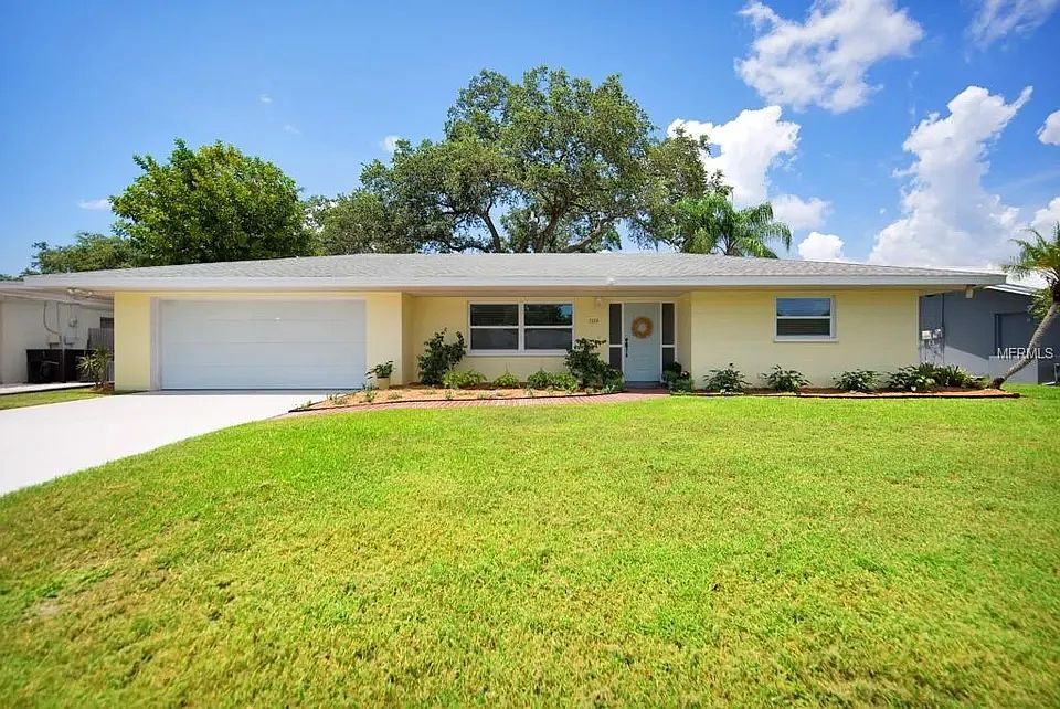 1st image of 3379 Bougainvillea St
