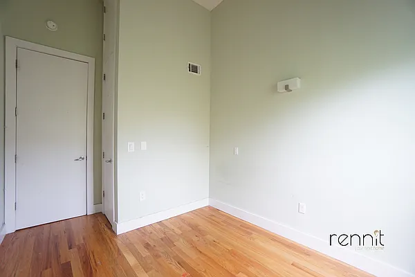 Rented by Rennit Inc. | media 6