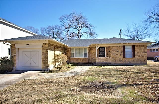 1st image of 311 S Lois Ln
