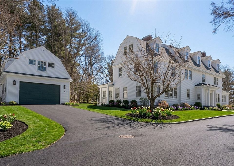 1st image of 2 Effie Pl