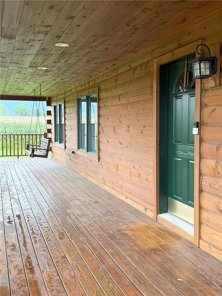 2 bed, 2.0 bath, 1572 sqft, $2,500 — Photo 3