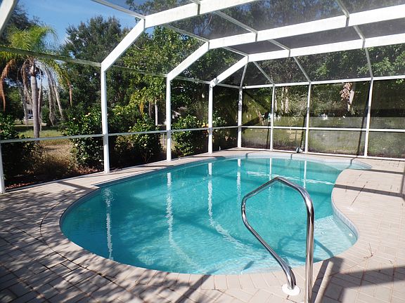 Another view of the pool