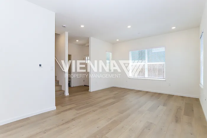 8082 Quiet Knolls Dr — Photo 7