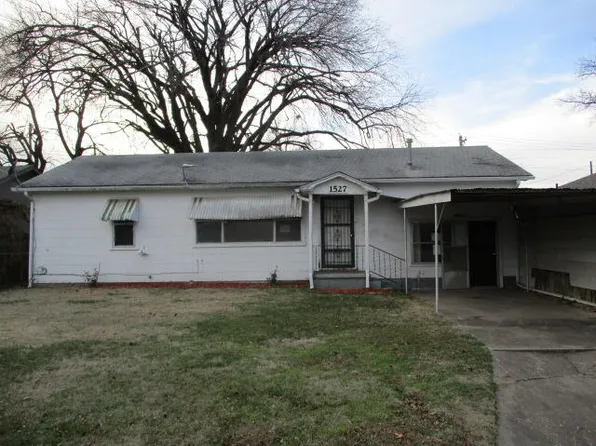 1527 Park Heights St, Miami, OK 74354