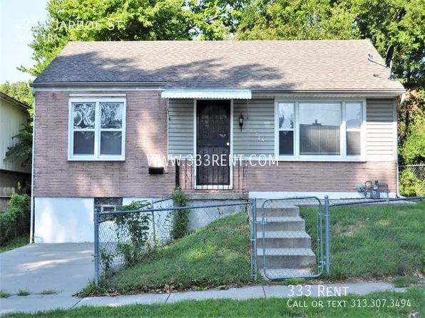 4314 Jarboe St, Kansas City, MO 64111