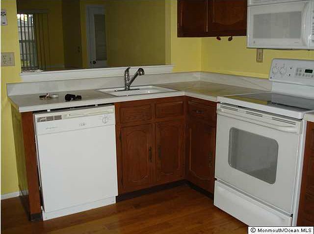 2nd image of 49 Edinburgh Lane #D