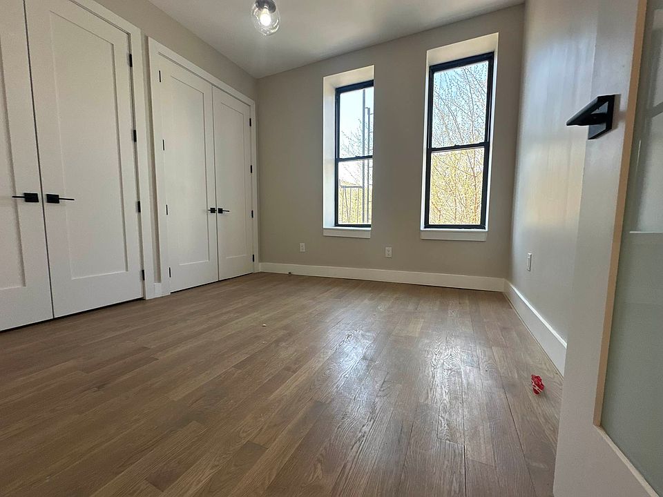 1st image of 428 Bleecker St #3A