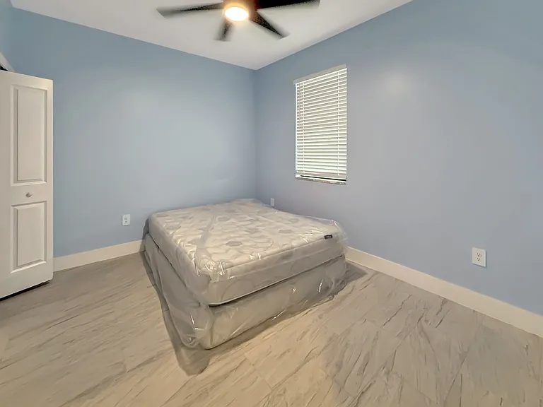2742 Orange St — Photo 6