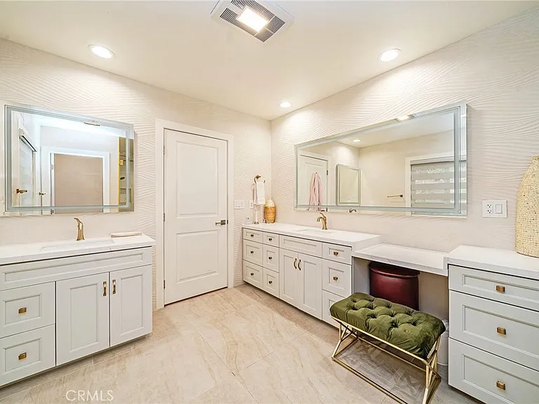 2220 Jose Way — Photo 19