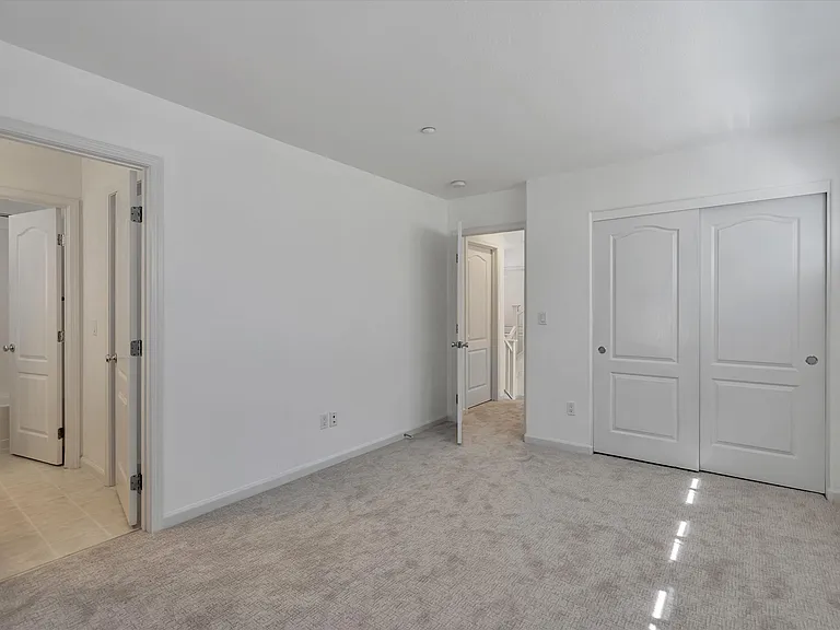 Baywood Ln — Photo 5