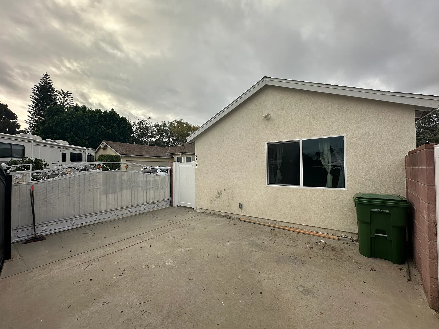 1 bed, 526 sqft, $2,300 — Photo 2