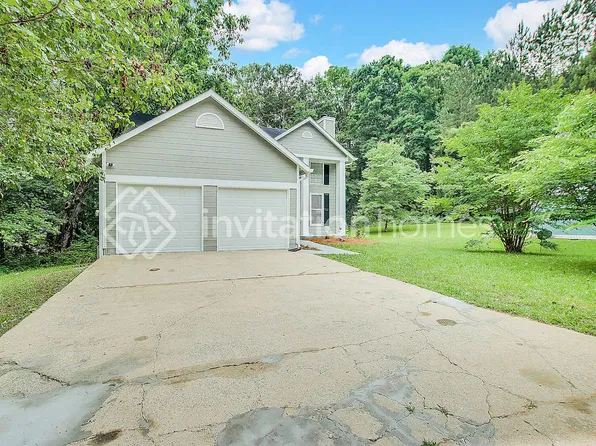 5130 Forest Downs Ln, Atlanta, GA 30349