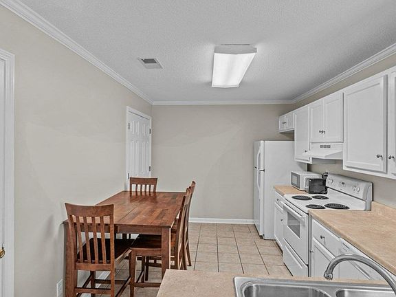 5th image of 149 Private Road 3089 #149