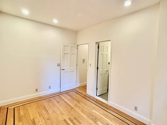 Rented by J & L Holding Corporation | media 9