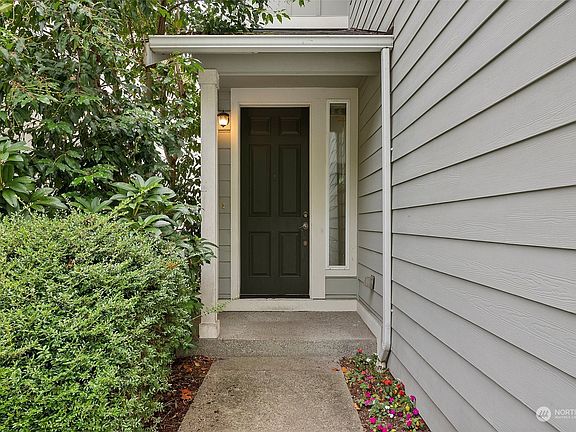 3rd image of 18815 97th Avenue Ct E