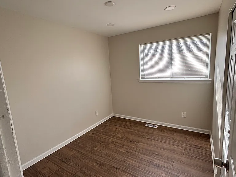 30772 Grandview Ave — Photo 12