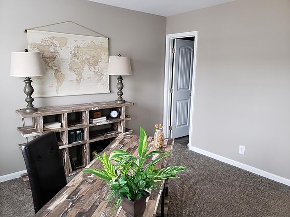 5th image of 219 Alexander Blvd #219