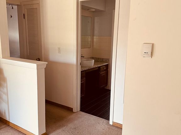5th image of 6855 N Northwest Hwy APT 2D