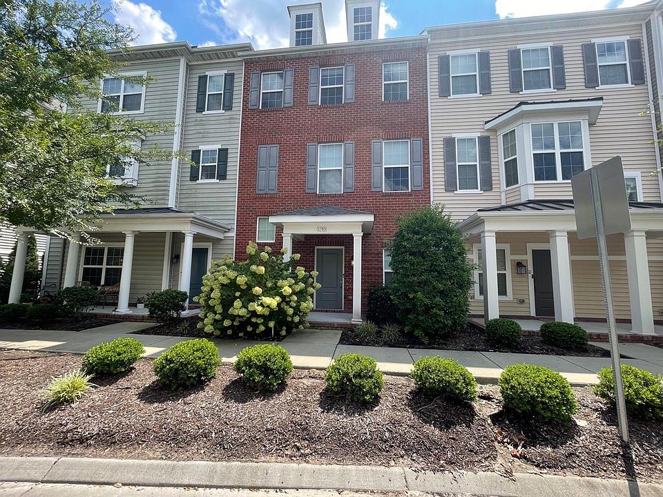 1st image of 1785 Perla Dr