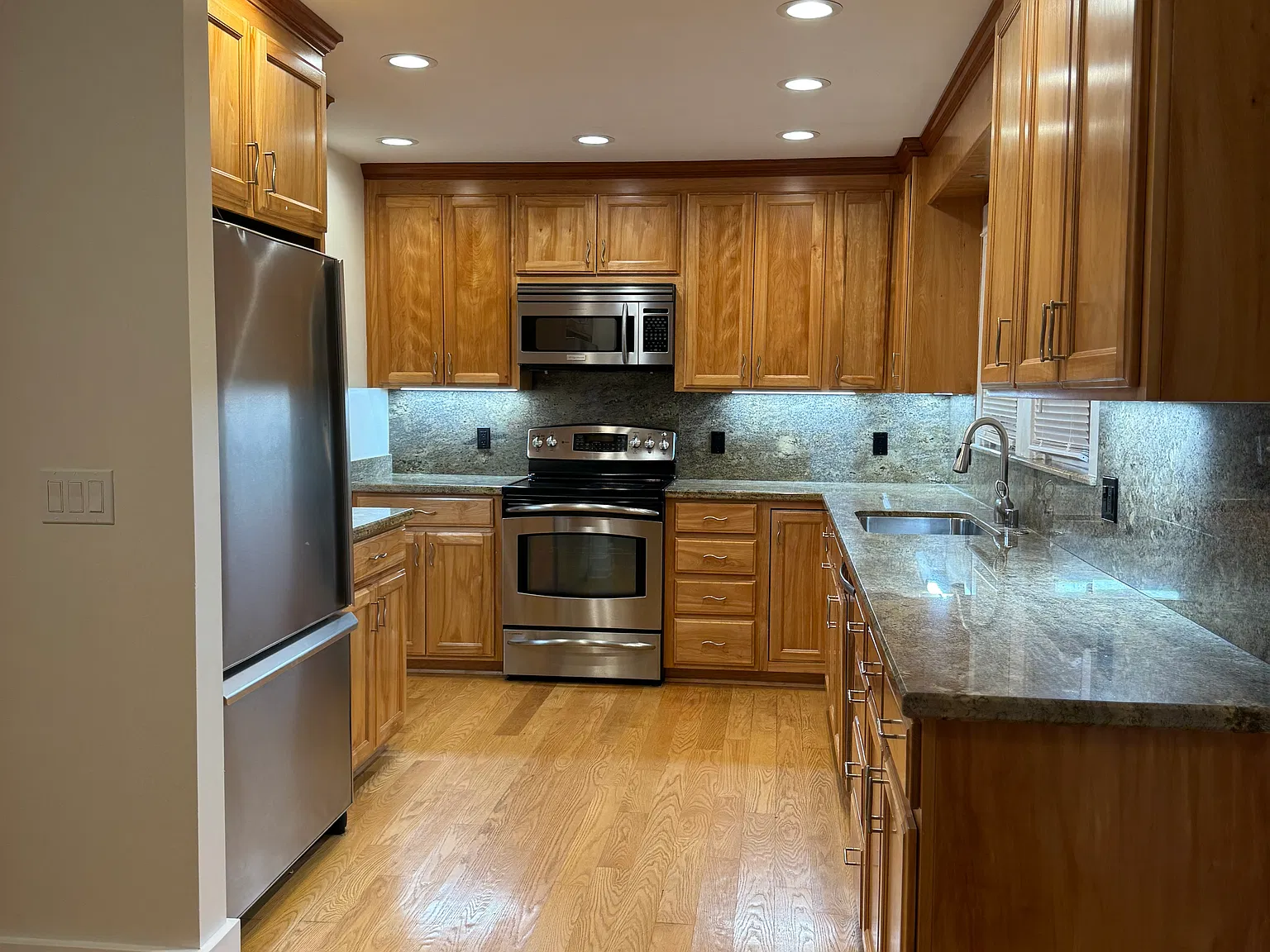 470 San Benito Ave — Photo 2